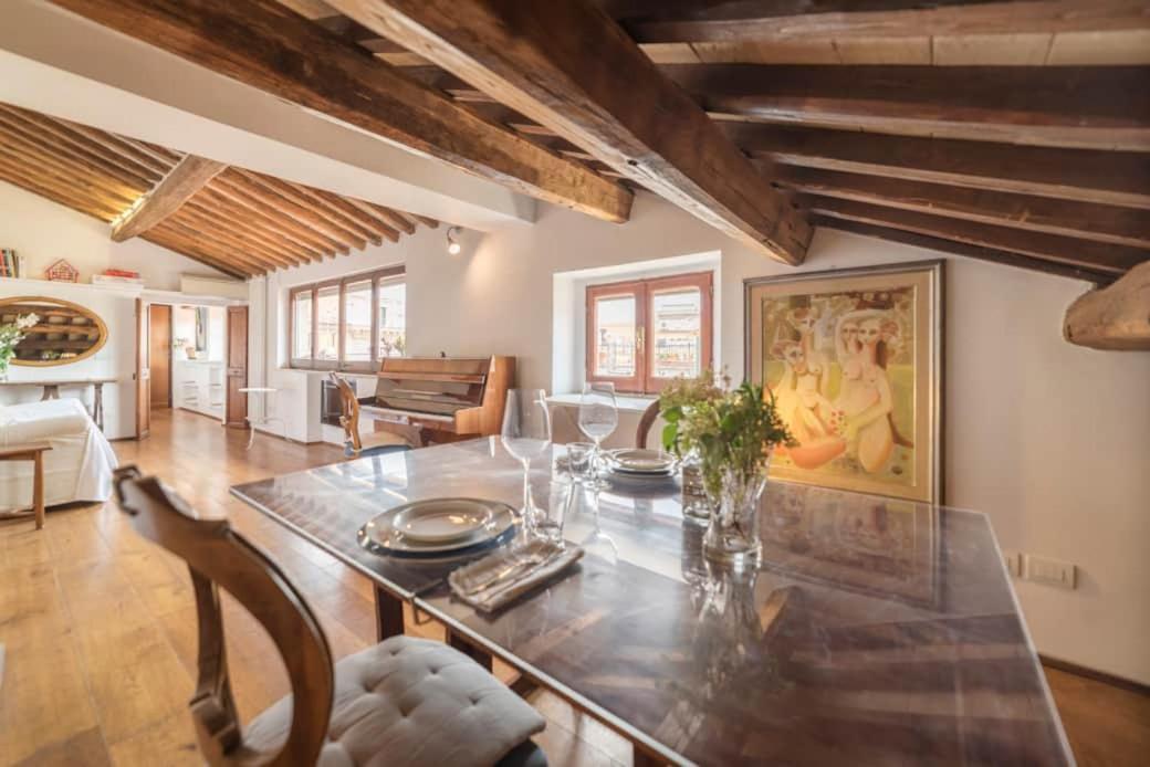 Apartamento Pantheon Charming Penthouse
