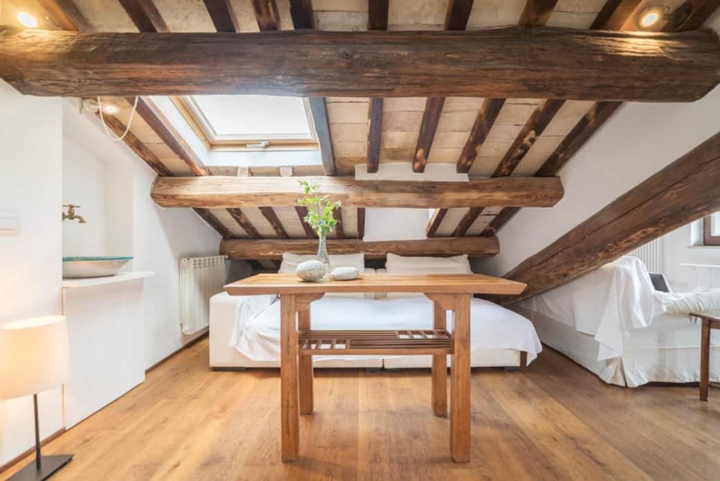 Pantheon Charming Penthouse Apartamento *